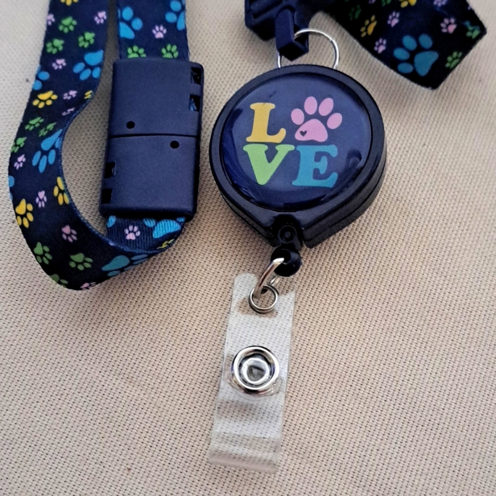 Lariat Necklace Badge Identification Card Holder Paw Prints For Nurses Doctors